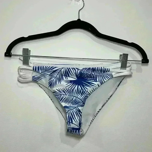 Blue & White Bathing Suit Set Never Worn - Picture 2 of 5
